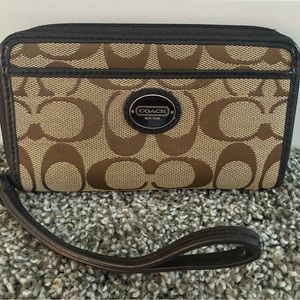 Coach wristlet